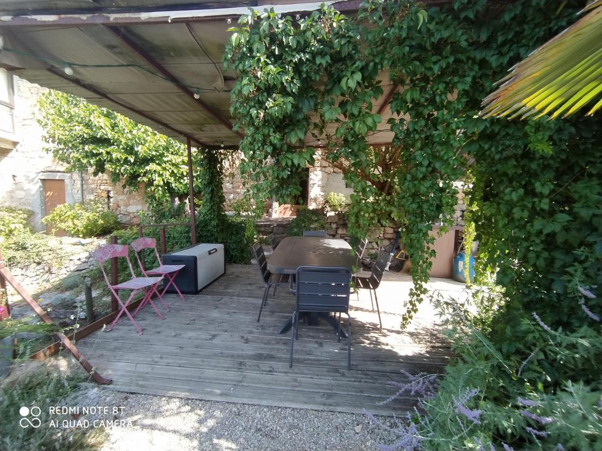 Villa Le Paillier D'Etienne. La Cresse Exterior foto