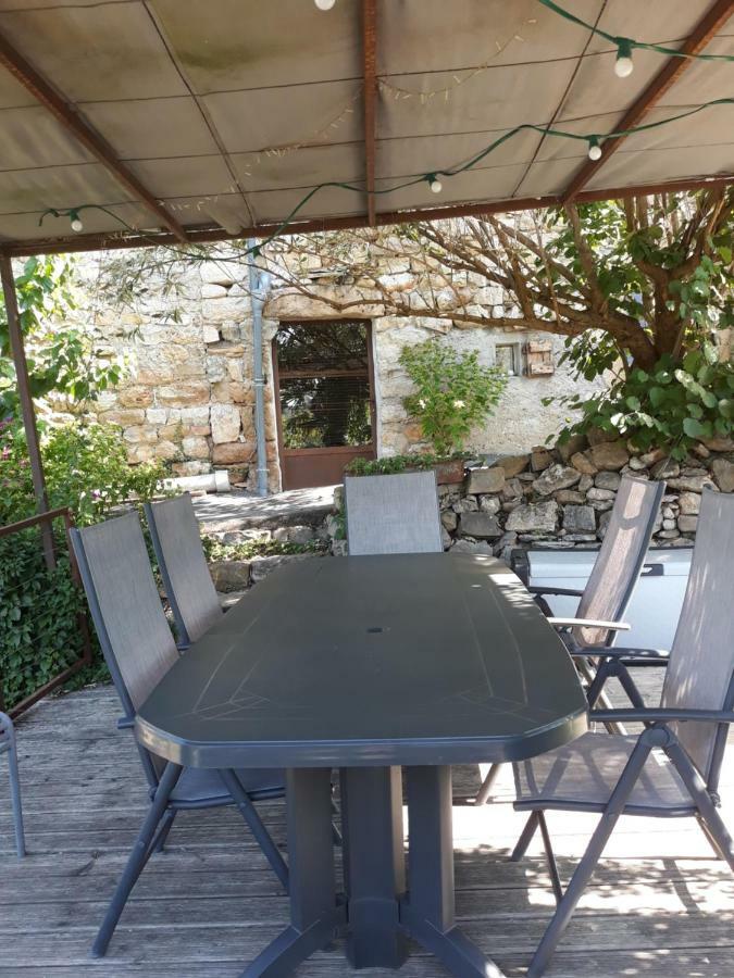 Villa Le Paillier D'Etienne. La Cresse Exterior foto